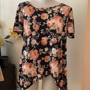 COPY - Buckle Daytrip Floral Top with Open back Size XL